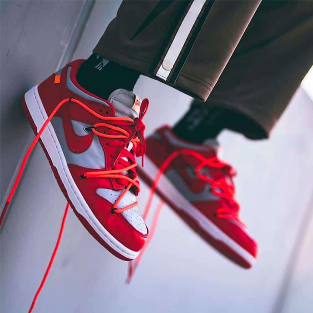 nike sb dunks red check