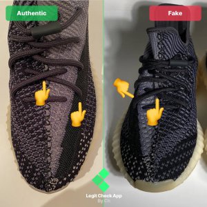 How To Tell Fake Yeezy Boost 350 V2 Carbon (2023)