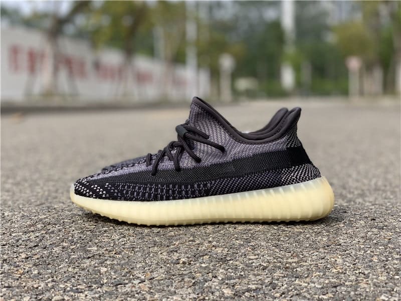 How To Tell Fake Yeezy Boost 350 V2 Carbon (2023)