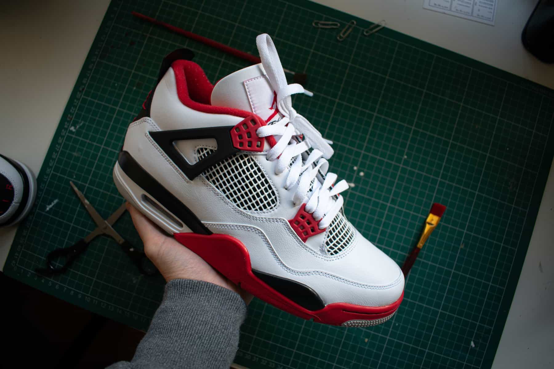 fake jordan 4 fire red 2020